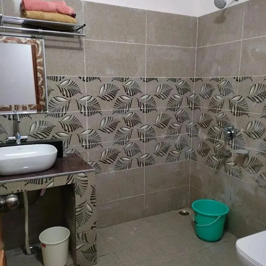 Surya Palace Hotel New Delhi
